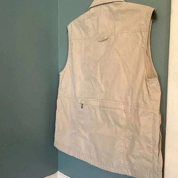 Eddie Bauer men’s small cotton/nylon vest with lots of pockets - Picture 9 of 9